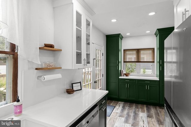 18 E MADISON AVE, Collingswood, NJ 08108