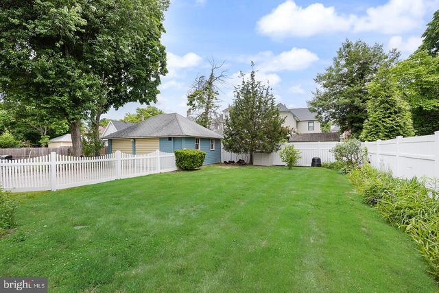 18 E MADISON AVE, Collingswood, NJ 08108