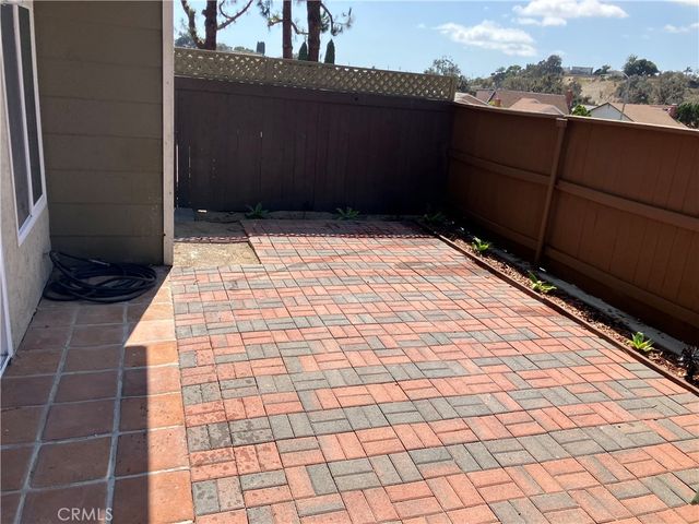 2366 Adirondack Row 6, San Diego, CA 92139