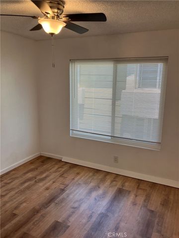2366 Adirondack Row 6, San Diego, CA 92139