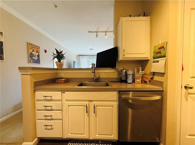 1000 Providence Place 305, Providence, RI 02903