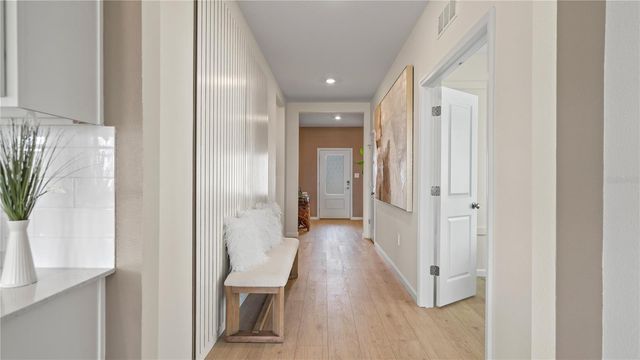 922 TUNDRA LOOP, Groveland, FL 34736