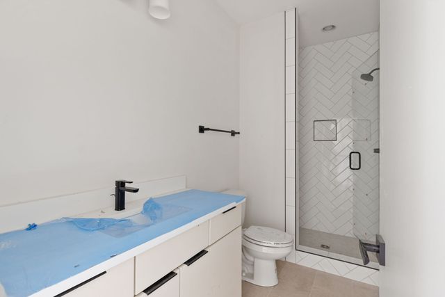 1016 W Trinity Ln Apt 2, Nashville, TN 37218