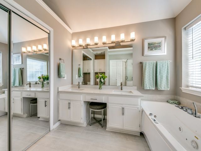 10805 Stone Canyon, Dallas, TX 75230