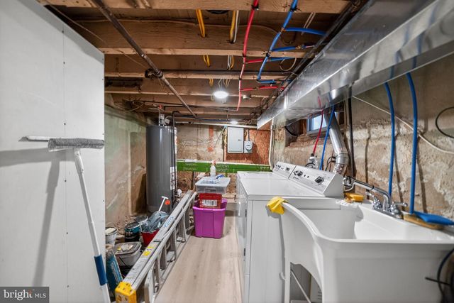 2627 S CAMAC ST, Philadelphia, PA 19148