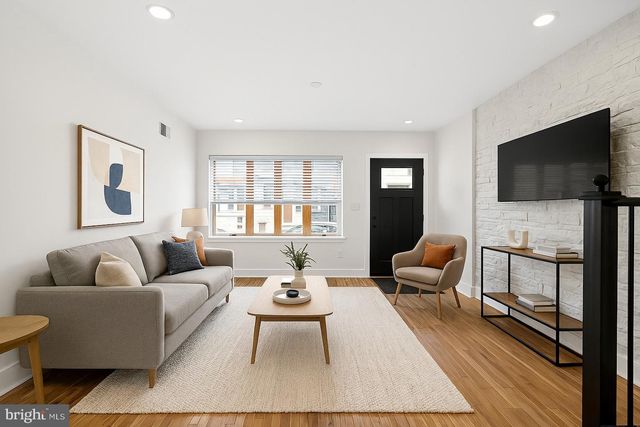 2627 S CAMAC ST, Philadelphia, PA 19148