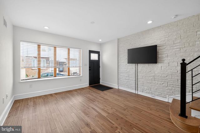 2627 S CAMAC ST, Philadelphia, PA 19148