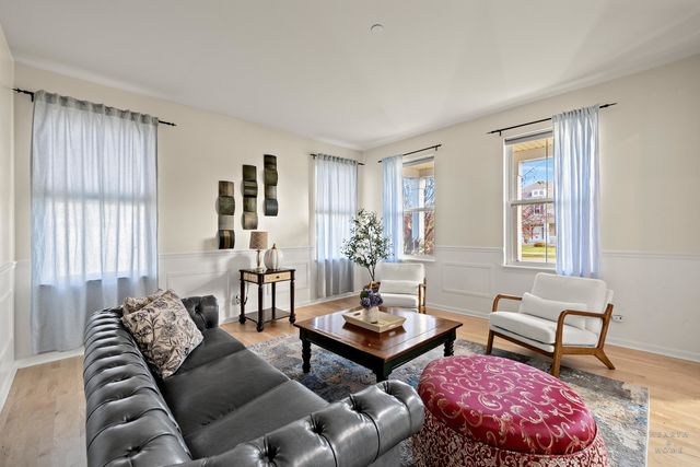 11561 Beacon Avenue, Huntley, IL 60142