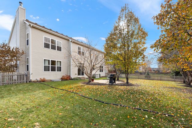 11561 Beacon Avenue, Huntley, IL 60142