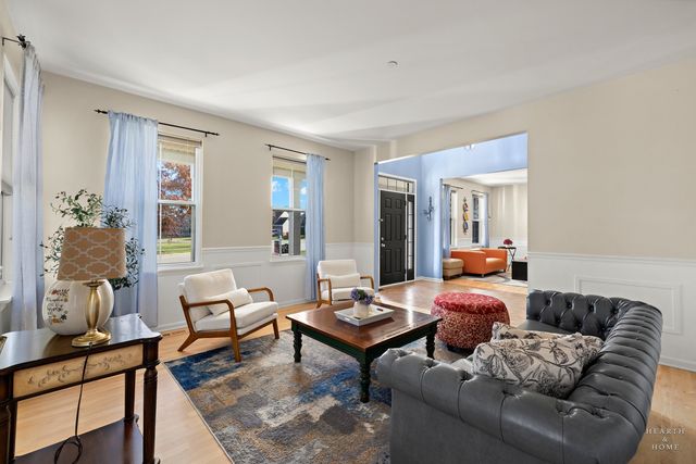 11561 Beacon Avenue, Huntley, IL 60142