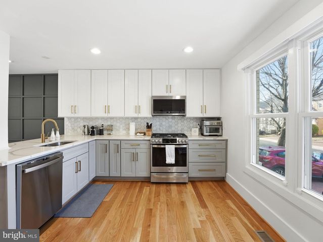 8503 JEFFERSONIAN CT, Vienna, VA 22182