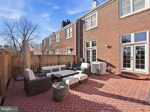 8503 JEFFERSONIAN CT, Vienna, VA 22182