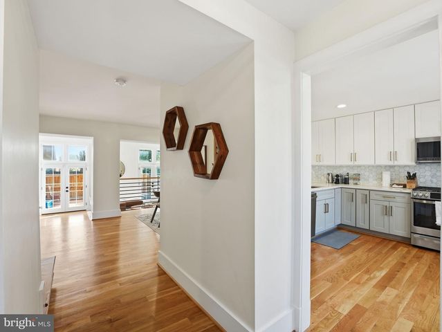 8503 JEFFERSONIAN CT, Vienna, VA 22182