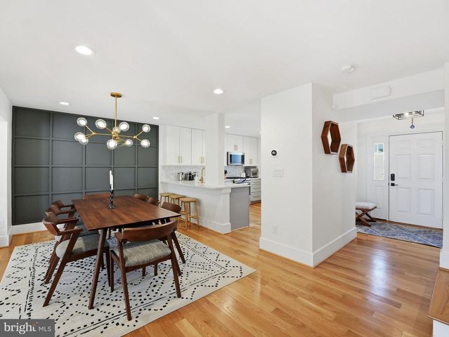 8503 JEFFERSONIAN CT, Vienna, VA 22182