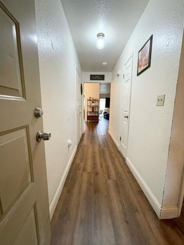 532 Capistrano, Modesto, CA 95354