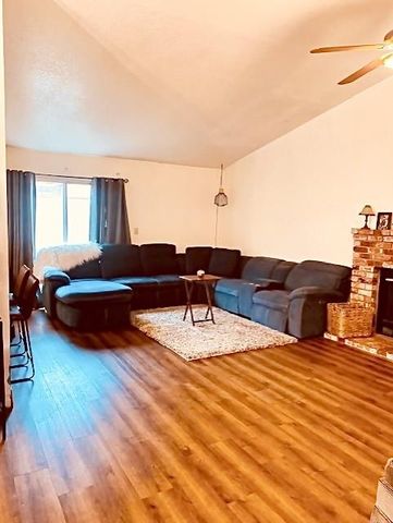 532 Capistrano, Modesto, CA 95354