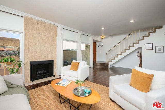 5139 Balboa Boulevard 9, Encino (los Angeles), CA 91316