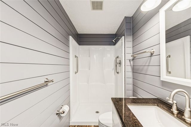 14281 Revere Circle, Middleburg Heights, OH 44130