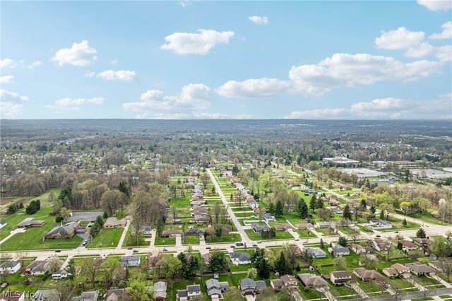 14281 Revere Circle, Middleburg Heights, OH 44130