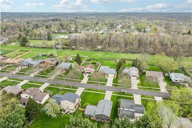 14281 Revere Circle, Middleburg Heights, OH 44130