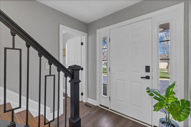 17 Fawn Meadow Court, Powell, OH 43065