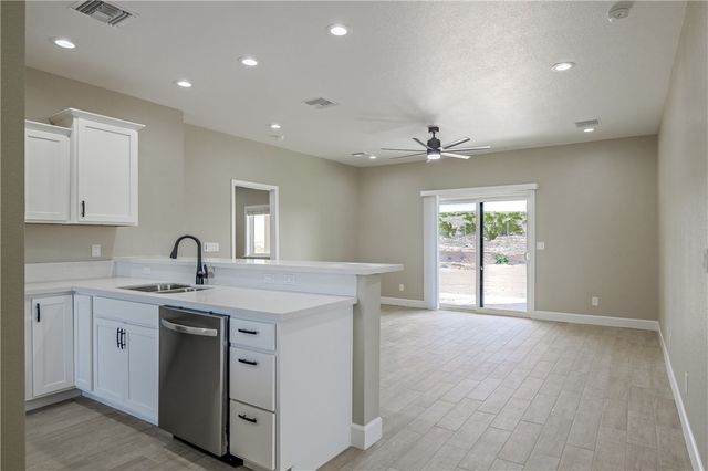 5104 S Antelope Drive, Fort Mohave, AZ 86426