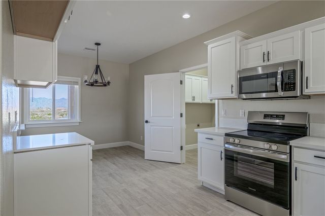 5104 S Antelope Drive, Fort Mohave, AZ 86426