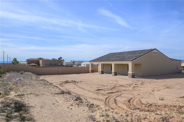 5104 S Antelope Drive, Fort Mohave, AZ 86426