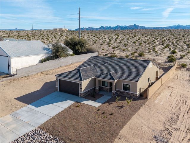 5104 S Antelope Drive, Fort Mohave, AZ 86426