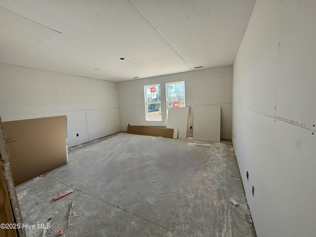 265 Buggy Top Lane, Autryville, NC 28318