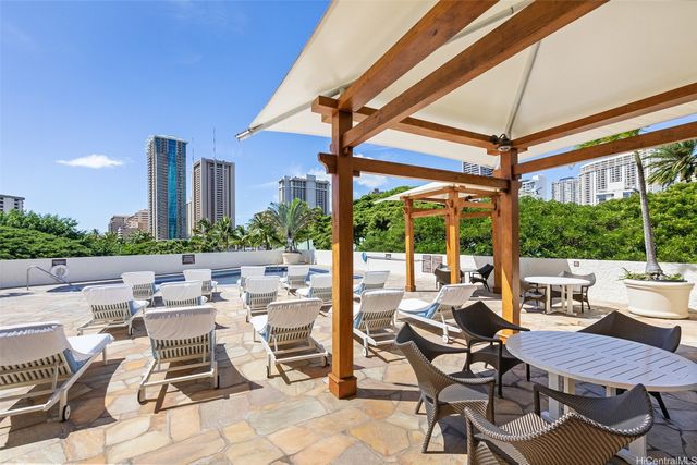 2045 Kalakaua Avenue 1017, Honolulu, HI 96815