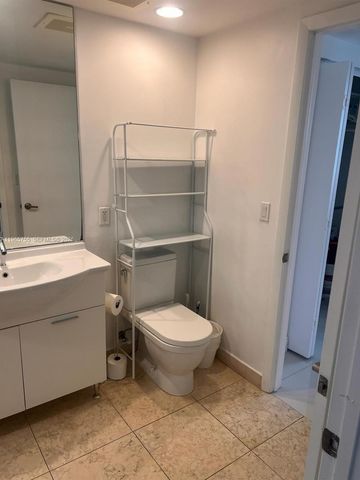 475 Brickell Ave 3613, Miami, FL 33131