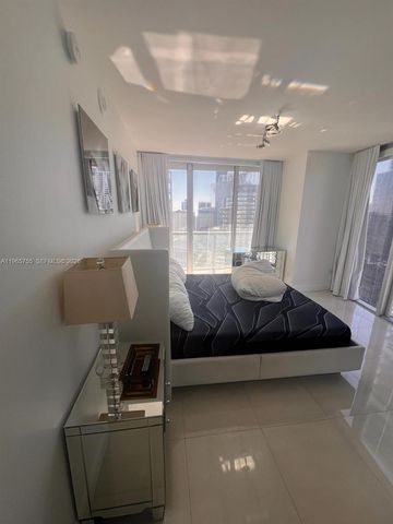 475 Brickell Ave 3613, Miami, FL 33131