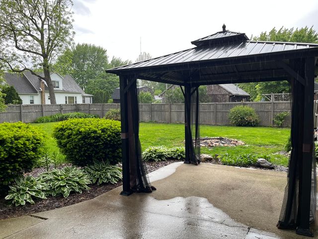 205 S Jackson Street, Gardner, IL 60424