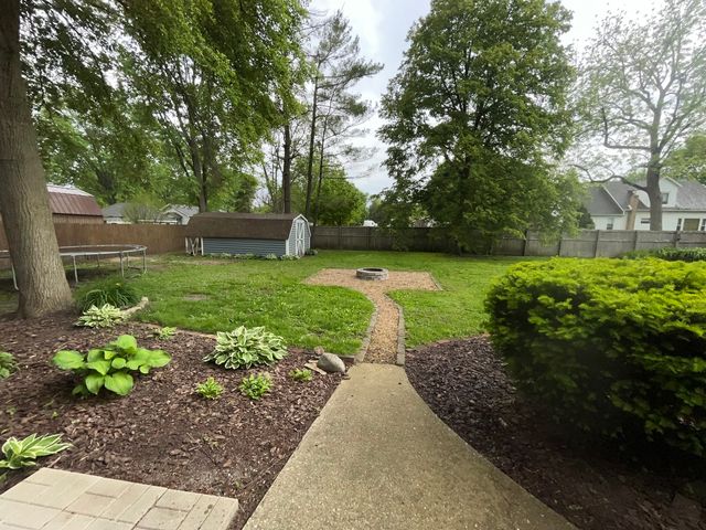205 S Jackson Street, Gardner, IL 60424