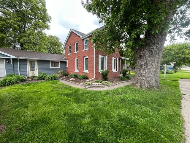 205 S Jackson Street, Gardner, IL 60424