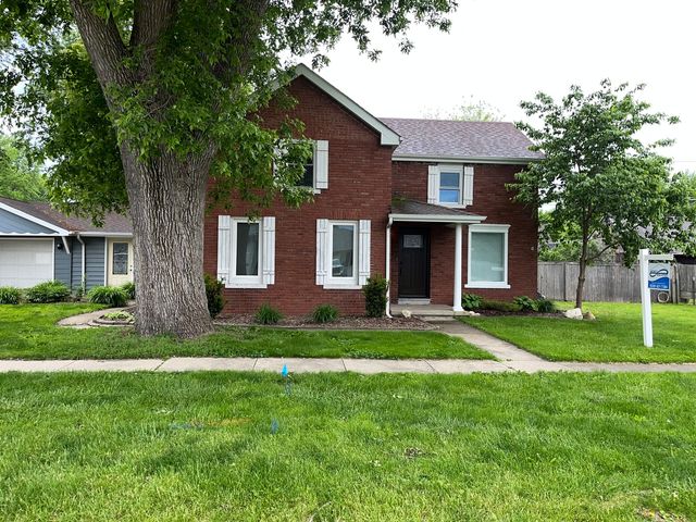 205 S Jackson Street, Gardner, IL 60424