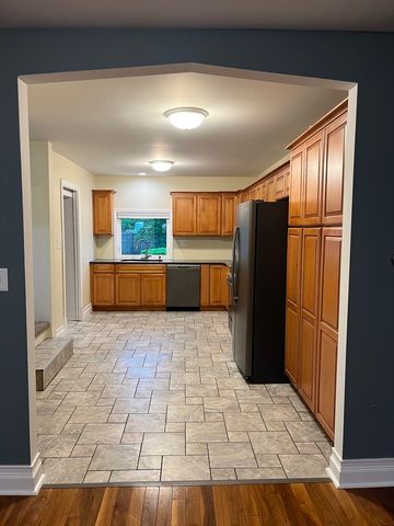 205 S Jackson Street, Gardner, IL 60424