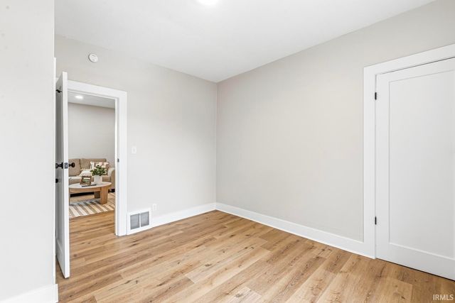 120 N Frances Street, South Bend, IN 46617