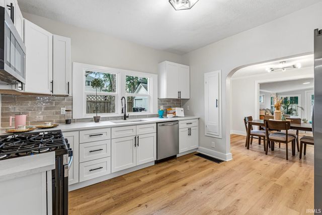 120 N Frances Street, South Bend, IN 46617