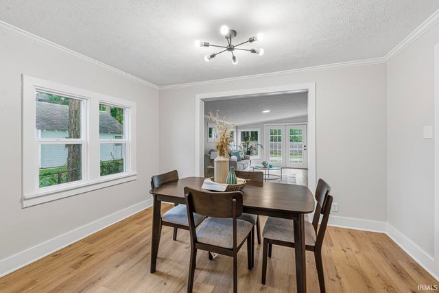 120 N Frances Street, South Bend, IN 46617