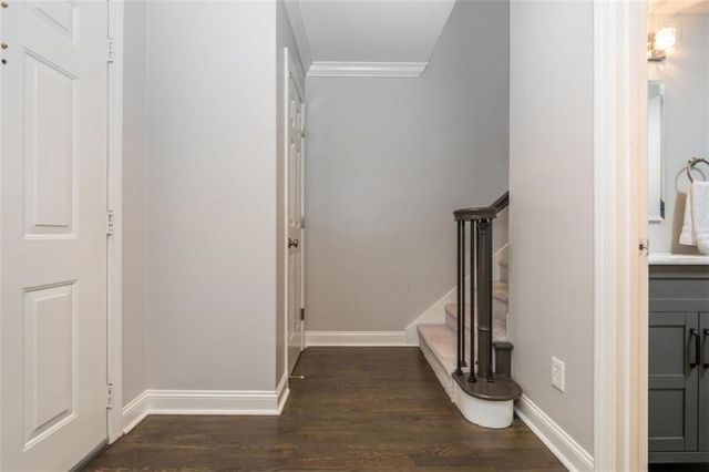 7 Queen Victoria Place, Atlanta, GA 30342