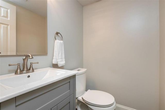 7 Queen Victoria Place, Atlanta, GA 30342