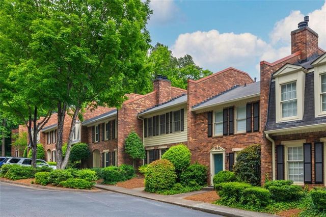 7 Queen Victoria Place, Atlanta, GA 30342
