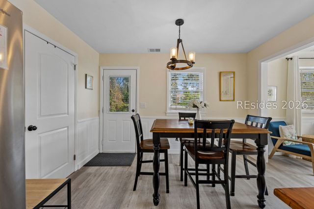 1905 Oconnell St, Beaufort, SC 29902