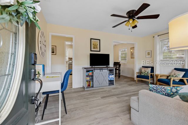 1905 Oconnell St, Beaufort, SC 29902