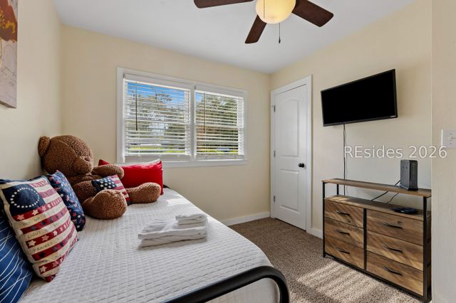 1905 Oconnell St, Beaufort, SC 29902