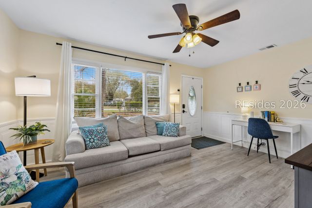 1905 Oconnell St, Beaufort, SC 29902