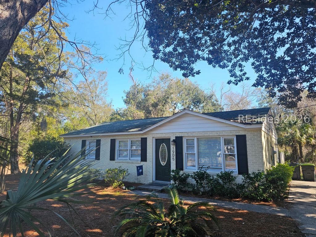 1905 Oconnell St, Beaufort, SC 29902