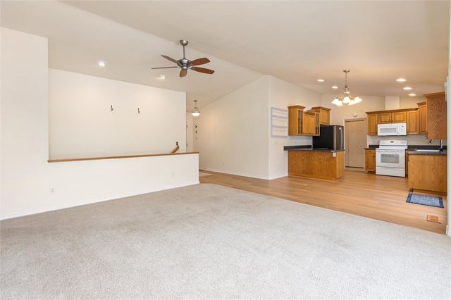 371 W Daffodil DRIVE, Billings, MT 59102